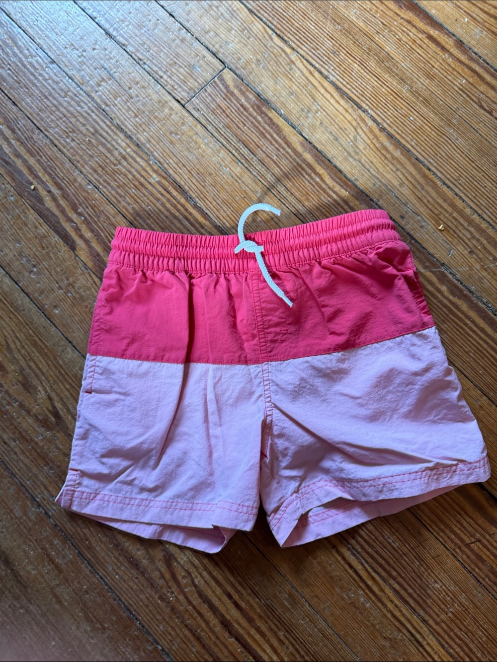 The Beaufort Bonnet Company TBBC boys swimsuit red and pink size 6